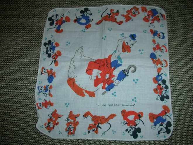 Harvinainen Disney nenäliina vuodelta 1962