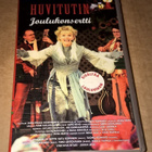 HUVITUTIN JOULUKONSERTTI   VHS  + LAULUVIHKONEN - pikkukuva 1