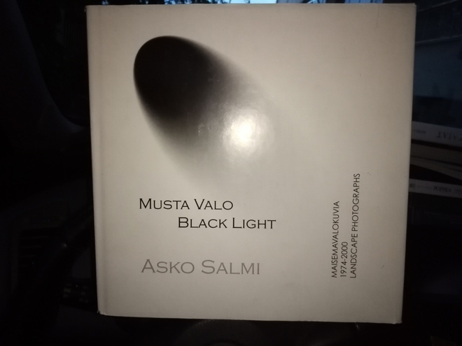 Asko Salmi : Musta valo -  Black Light ( SIS POSTIKULU)