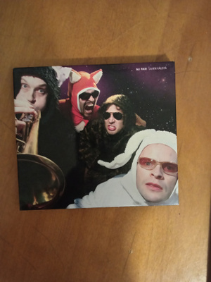 Au Pair – Lajien Välistä CD