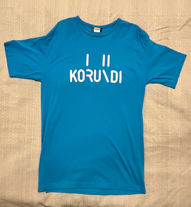 Korundi T-paita (XL) *UUSI*
