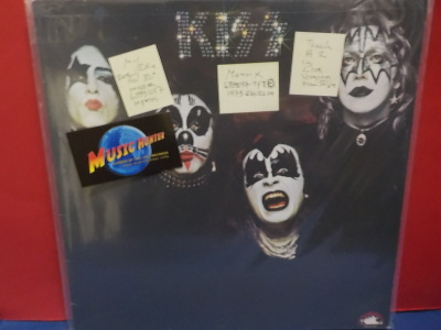 KISS - S/T RARE HOL 80" M-/EX+ LP