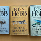 ROBIN HOBB . THE FARSEER TRILOGY . NÄKIJÄN TARU . NIDOTUT - pikkukuva 1