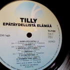 TILLY :: EPÄTÄYDELLISTÄ ELÄMÄÄ :: VINYYLI  LP   1989 - pikkukuva 3