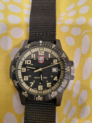 Luminox kello