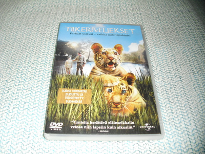 TIIKERIVELJEKSET (Guy Pearce) Eng/Fi/Swe -puhe***