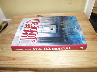 Lundgren&Lundgren Kun jää murtuu (sidottu 2022)