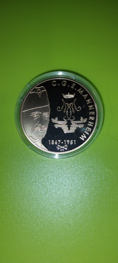 Carl Gustaf Emil Mannerheim. Sankarien johtaja.