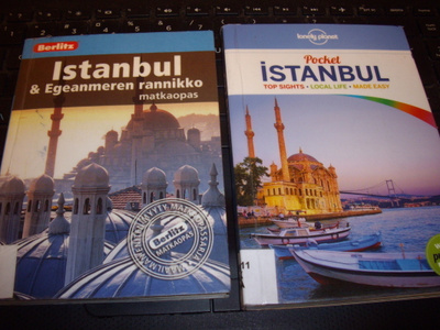 2 kpl ISTANBUL Matkaopas Berlitz & Lonely Planet SIS.PK !