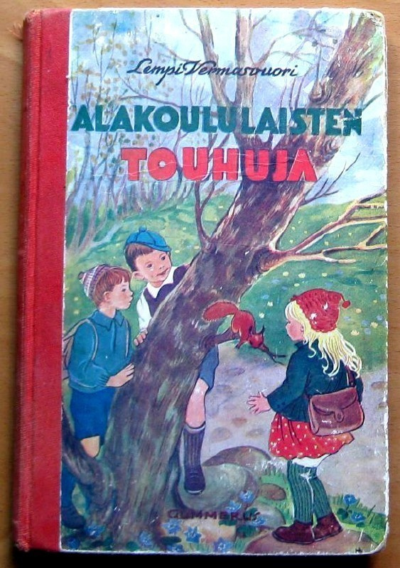 Alakoululaisten touhuja Lempi Vermasvuori
