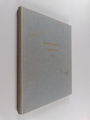 Norman Hall : Photography year book - 1954