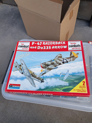 Monogram 1/48 Air Combat P-47 Razorback & Fornier Do 335