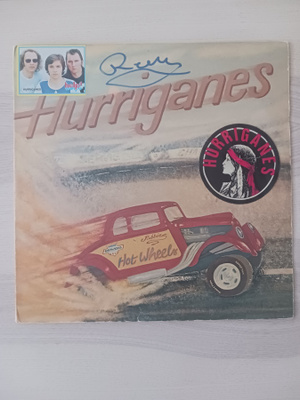 Hurriganes Hot Wheels-lp Remun nimmarilla+ org.tarra