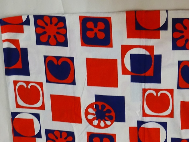 Laadukas paksu kuviollinen retrokangas