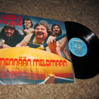 JUSSI & THE BOYS - mennään melomaan ( mukana topi sorsakoski - pikkukuva 1