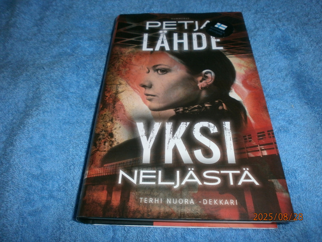 PETJA LÄHDE   -  YKSI NELJÄSTÄ