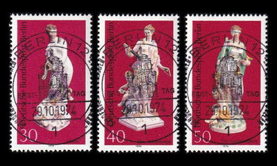 Berlin 478-80 o Posliinitaidetta (1974)