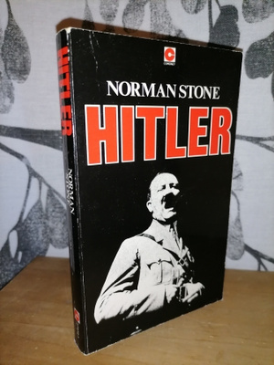 Hitler - Norman Stone - Coronet