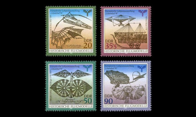 DDR 3311-4 ** Vanhoja lentolaitteita (1990)
