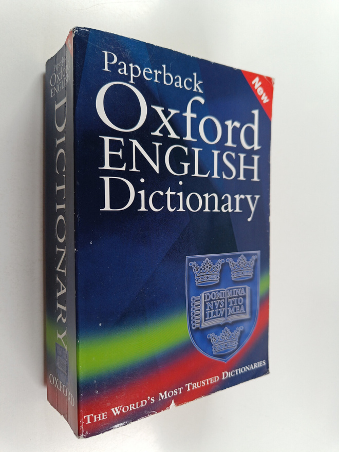 Catherine Soanes ym. : Paperback Oxford English Dictionary