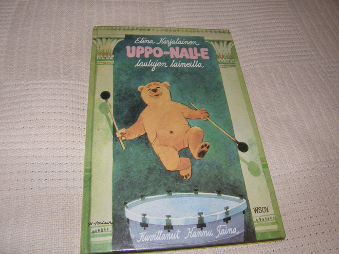 Elina Karjalainen Uppo-Nalle laulujen laineilla