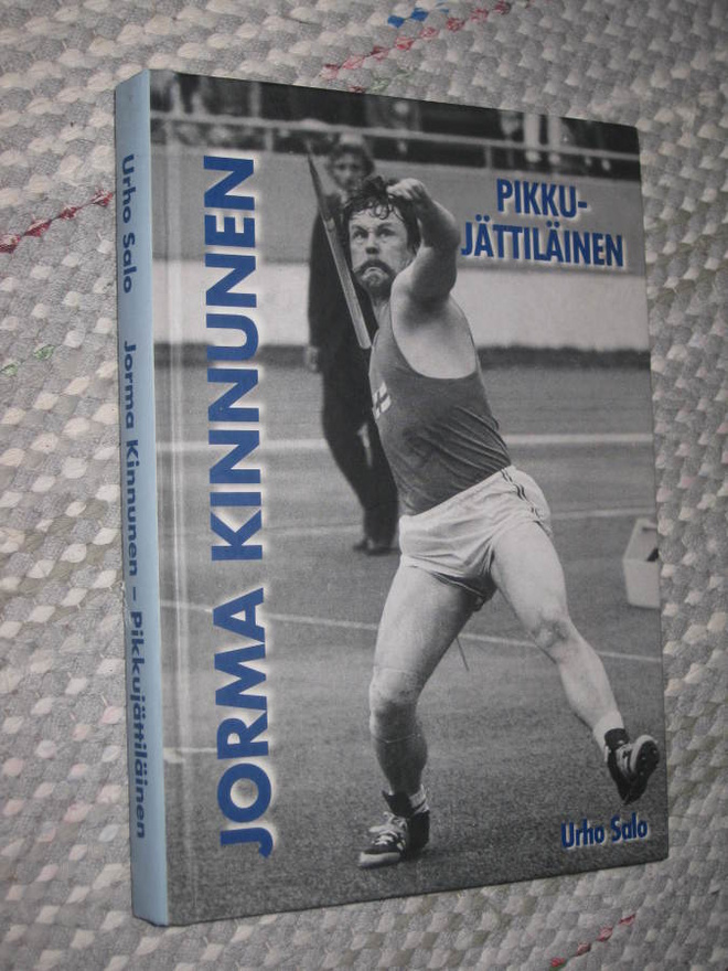 Jorma Kinnunen - Pikkujättiläinen (Jorman signeeraus)