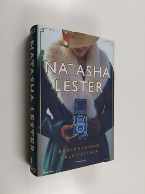 Natasha Lester : Ranskalainen valokuvaaja