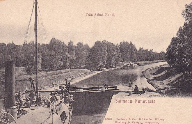 SAIMAAN KANAVA LAIVA SULUSSA KULKEMATON