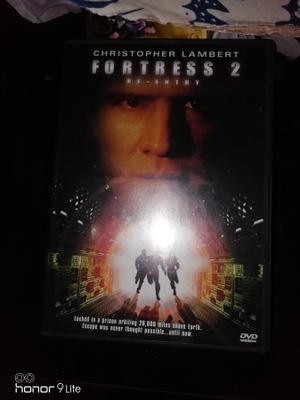 Fortress 2 Re-entry