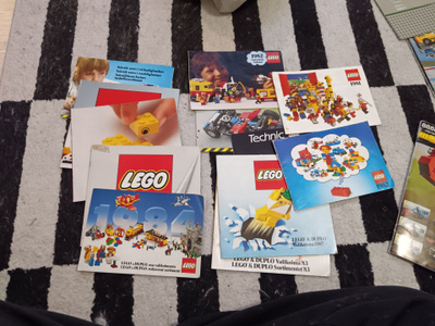 Lego esitteitä 80-luvulta