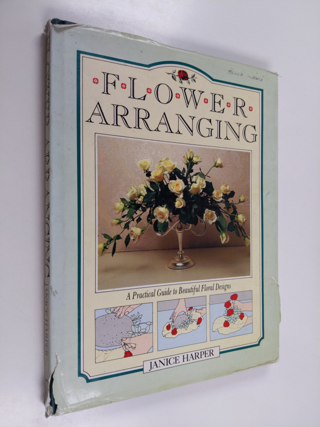 Janice Harper : Flower Arranging