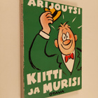 Arijoutsi : Kiitti ja murisi : valittuja pakinoita - pikkukuva 1
