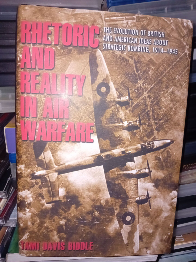 Biddle : Rhetoric and reality in Air Warfare ( SIS POSTIKUL)