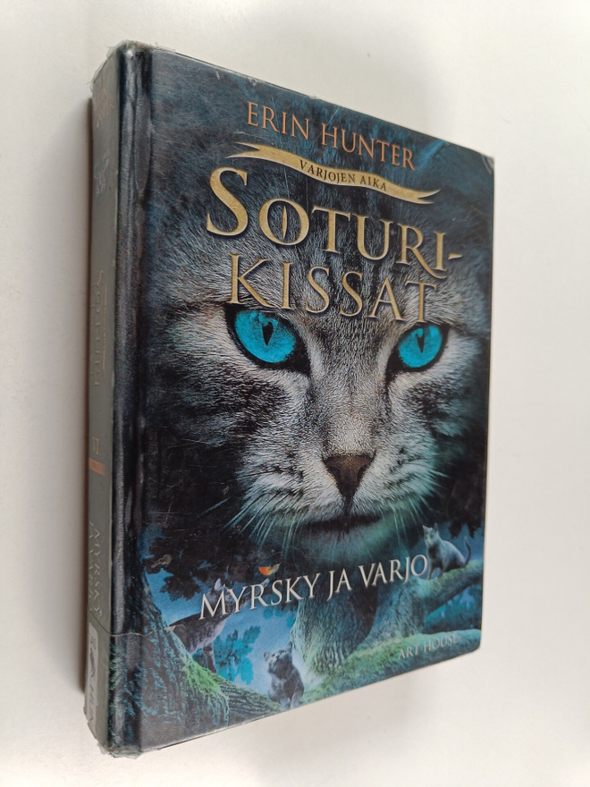 Erin Hunter : Myrsky ja varjo