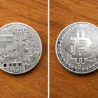Koristeellinen Bitcoin-metallikolikko (hopeanvärinen) - pikkukuva 1