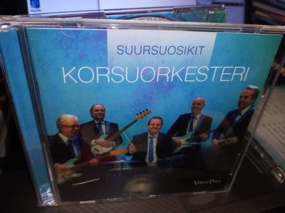 CD KORSUORKESTERI :  SUURSUOSIKIT ( SIS POSTIKULU)