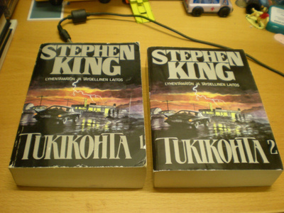 Stephen King: Tukikohta 1-2