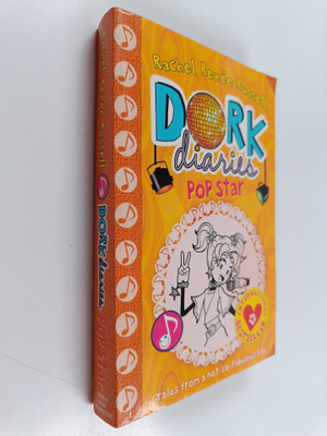 Rachel Renee Russell : Dork diaries Pop star