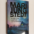 Mari Jungstedt : Viimeisen lampun loisteessa - pikkukuva 1