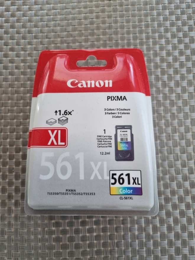 Canon 561XL Color  mustekasetti uusi
