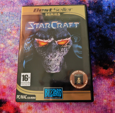 Starcraft + Lisäosa Brood War (PC)