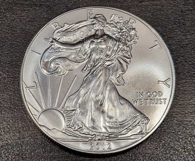 1 oz 999 Hopea raha American Silver Eagle 2012 one dollar