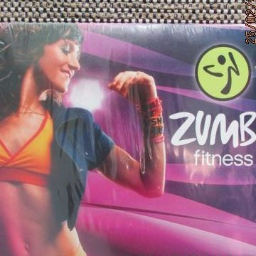 ZUMBA FITNESS (1 DVD & 1 CD)