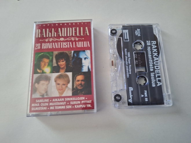 RAKKAUDELLA - Tapani Kansa, Kirka ym. C-KASETTI