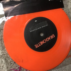 Dragonette . I get around van she tech dub remix 7” lp - pikkukuva 2