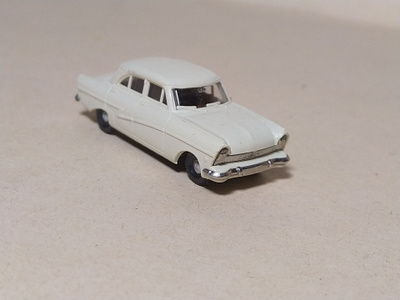 Ford Taunus 17M henkilöauto 1959 1:87 Brekina
