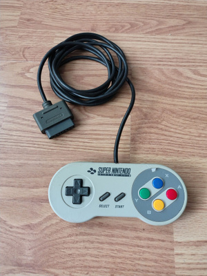 Nintendo SNES ohjain