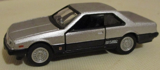 Nissan Skyline HT 2000 RS Turbo Silver-Black Tomica 1:65