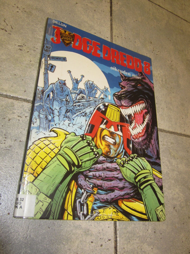 JUDGE DREDD 8 OIKEUDEN MIES -KOVAKANTINEN 1,p kp