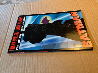 FRANK MILLER BATMAN YÖN RITARI ISKEE JÄLLEEN 1/2002 HYVÄ